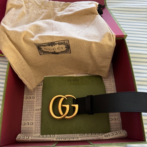 Wide Leather Gucci Belt- Size 95 - Picture 2 of 5